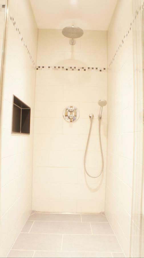 Einzelnwohnung Mit Eigenem Eingang ไวน์การ์เทิน ภายนอก รูปภาพ