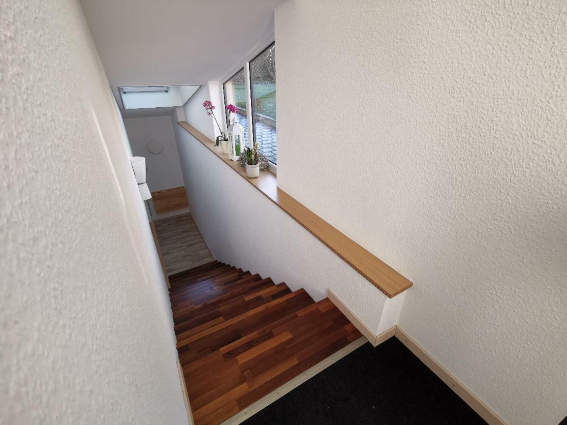 Einzelnwohnung Mit Eigenem Eingang ไวน์การ์เทิน ภายนอก รูปภาพ