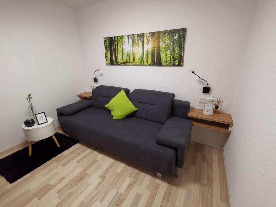 Einzelnwohnung Mit Eigenem Eingang ไวน์การ์เทิน ภายนอก รูปภาพ